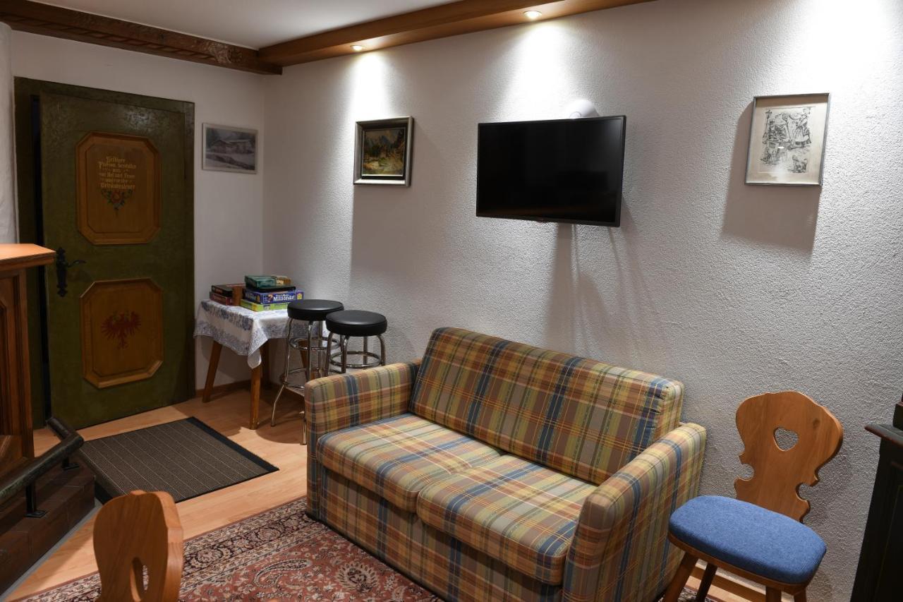 Holzschnitzers Appartements Έρβαλντ Εξωτερικό φωτογραφία