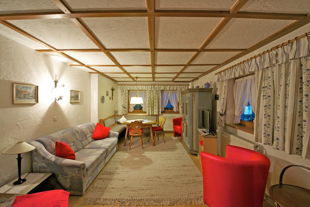 Holzschnitzers Appartements Έρβαλντ Εξωτερικό φωτογραφία